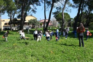Torre Alemanna, tanti piccoli partecipanti alla “Caccia alle uova” di Pasqua