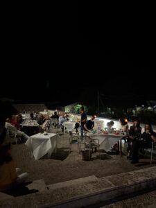 Torre Alemanna: una cena in terrazza tra musica, luci e sapori