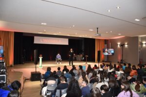 Il tour di “InDifesa”, lo stupore che rompe il silenzio della violenza sulle donne